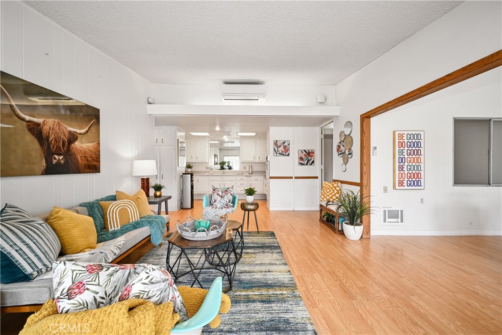 13381 Del Monte Drive 28i