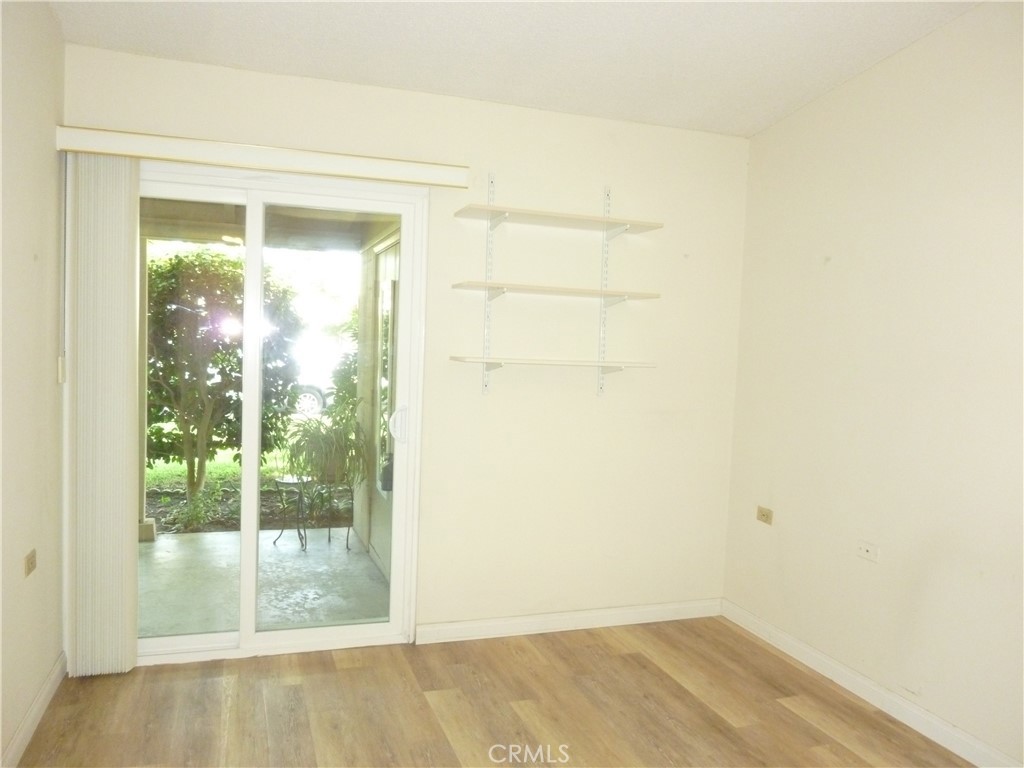 1180 Oakmont Rd M4 51i