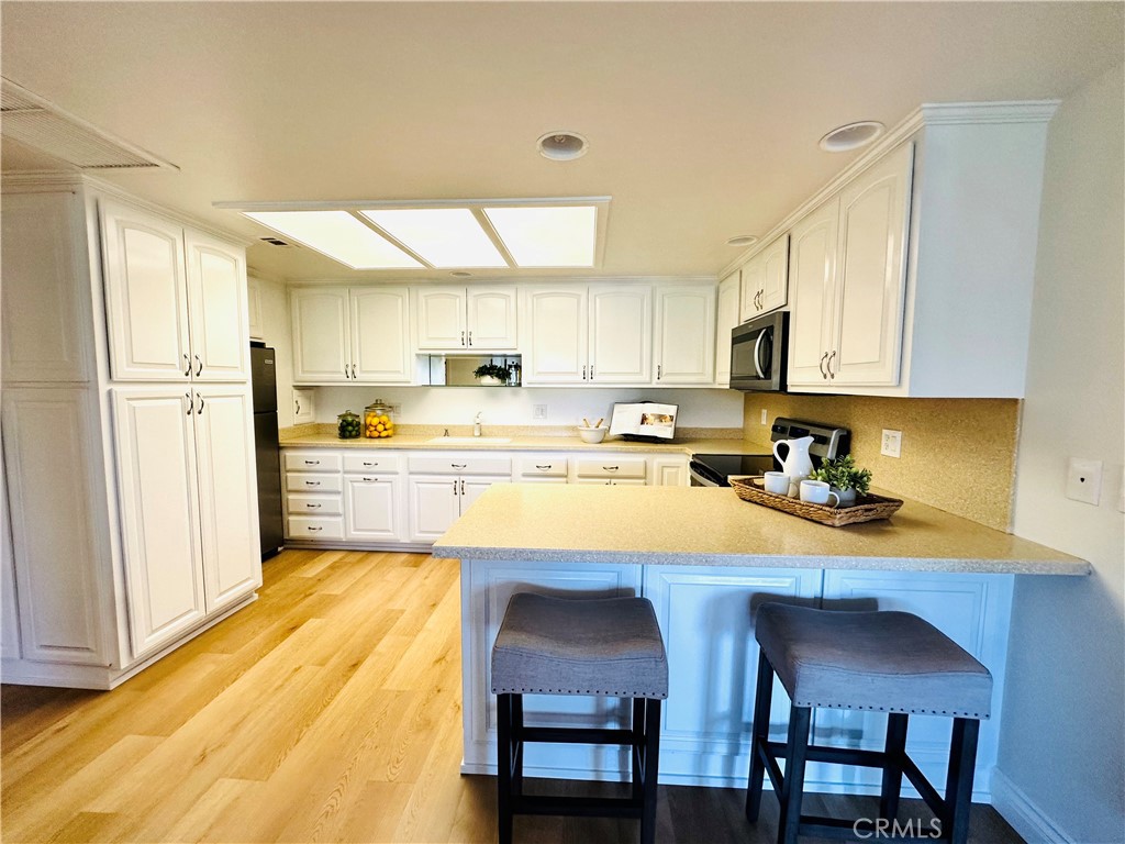 1382 El Dorado Dr. M3-10E