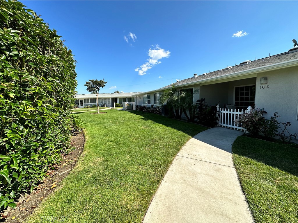 1382 El Dorado Dr. M3-10E