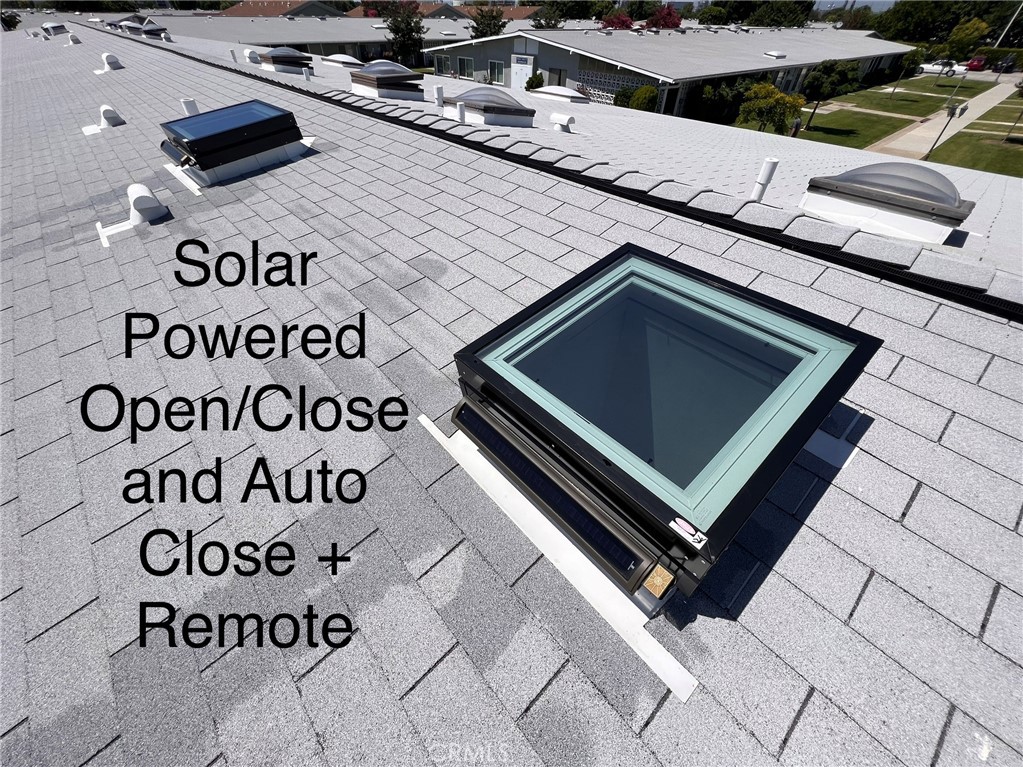 1533 Merrion Way 2-26C