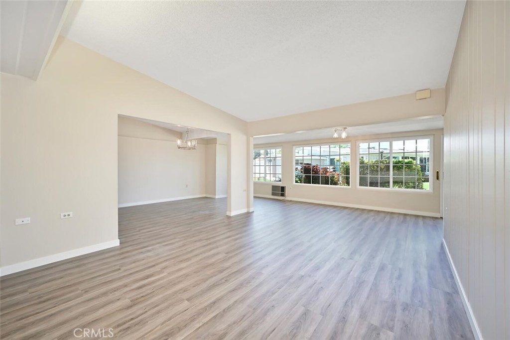 13983 Thunderbird Drive 3E