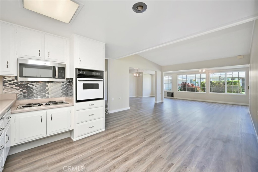 13983 Thunderbird Drive 3E