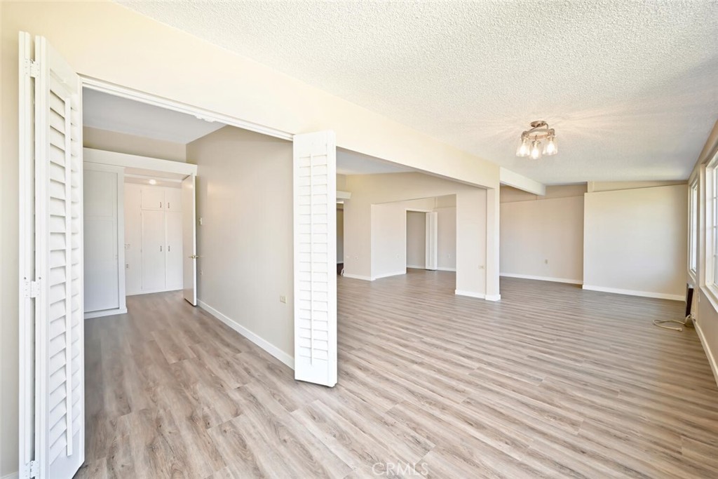 13983 Thunderbird Drive 3E