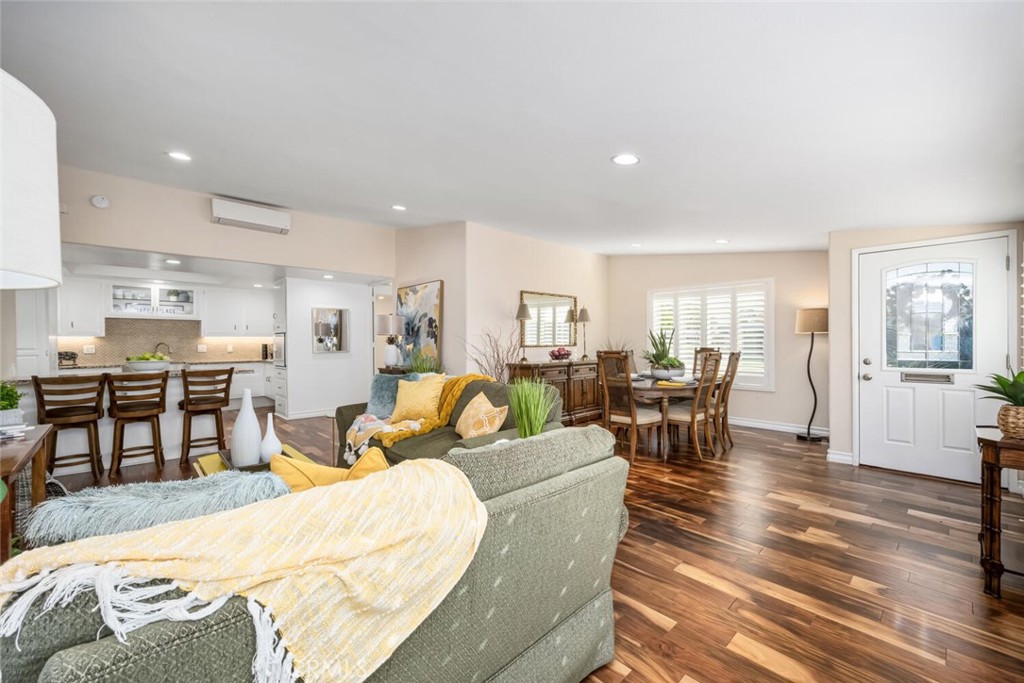 1080 Brookline Road 213A