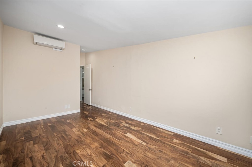 1080 Brookline Road 213A