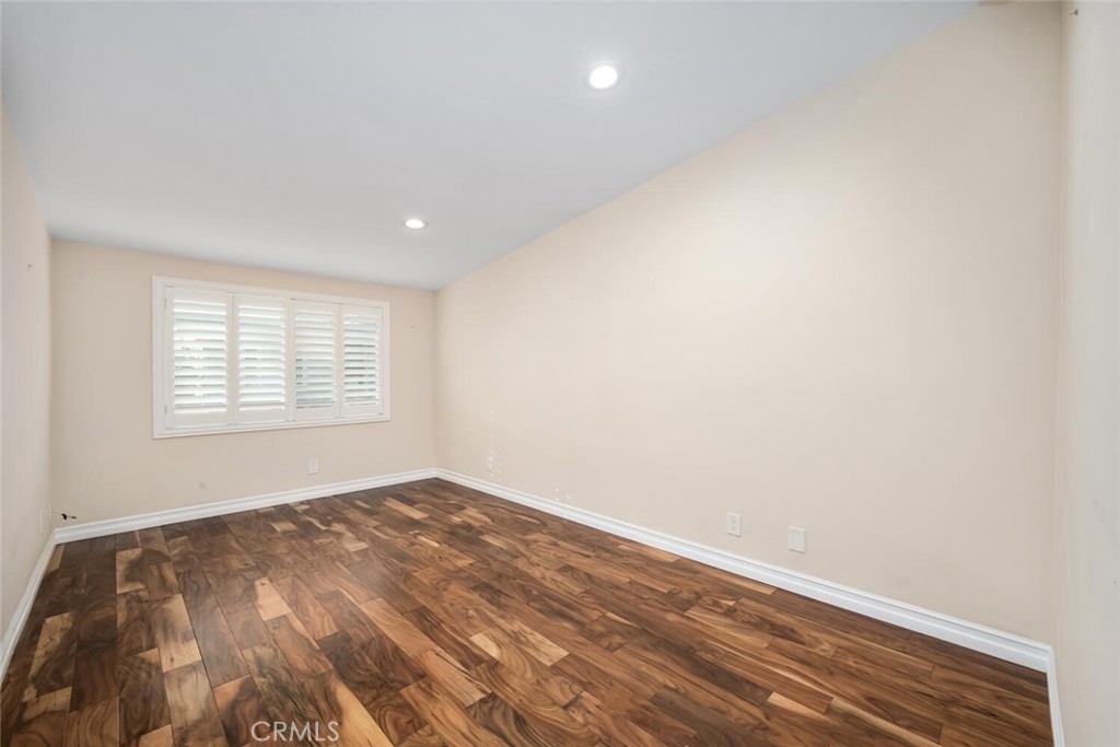 1080 Brookline Road 213A