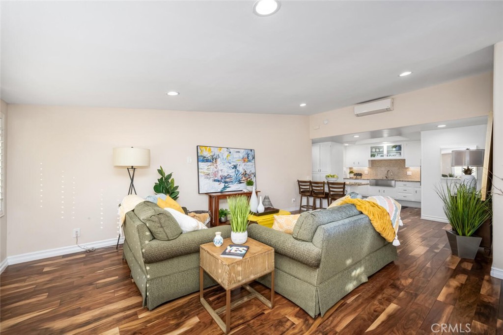 1080 Brookline Road 213A