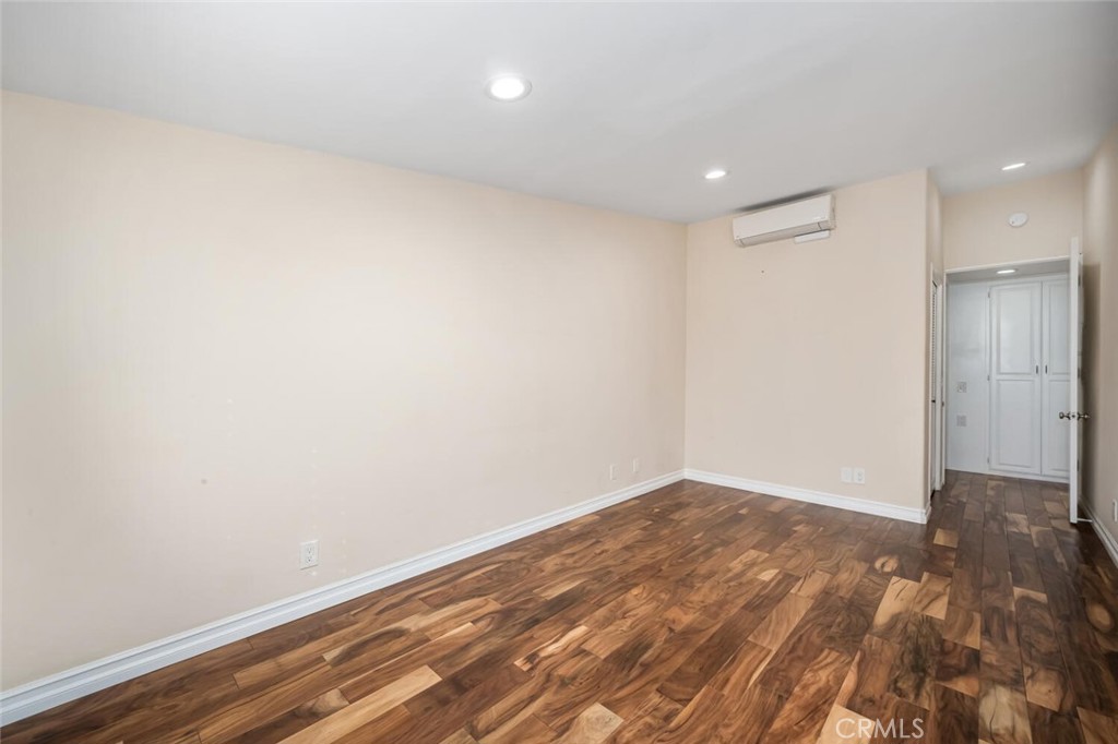 1080 Brookline Road 213A