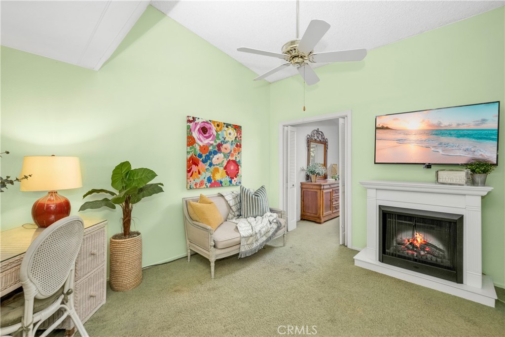 13265 Del Monte Drive 35i