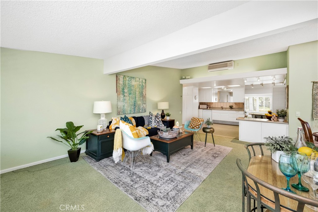 13265 Del Monte Drive 35i