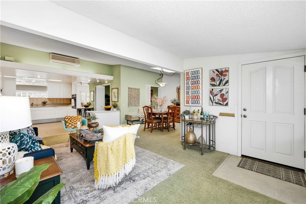 13265 Del Monte Drive 35i