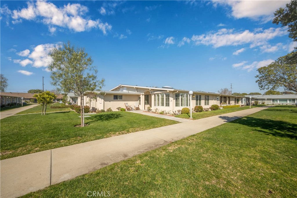 1720 Interlachen Road SW 41D