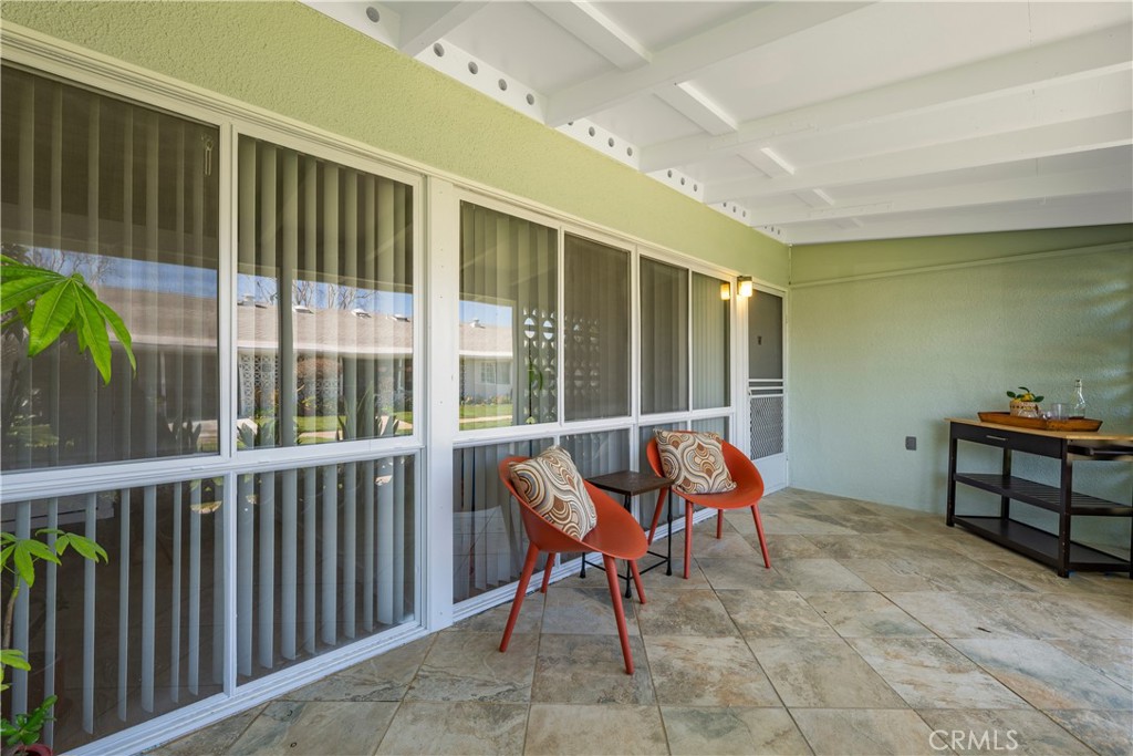 1221 Golden Rain Road E 3i