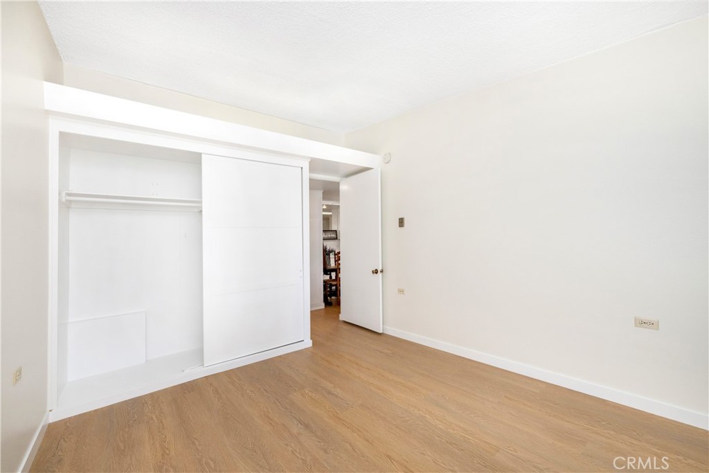 1221 Golden Rain Road E 3i