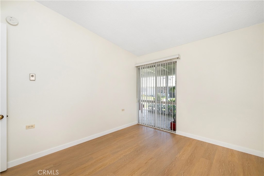 1221 Golden Rain Road E 3i