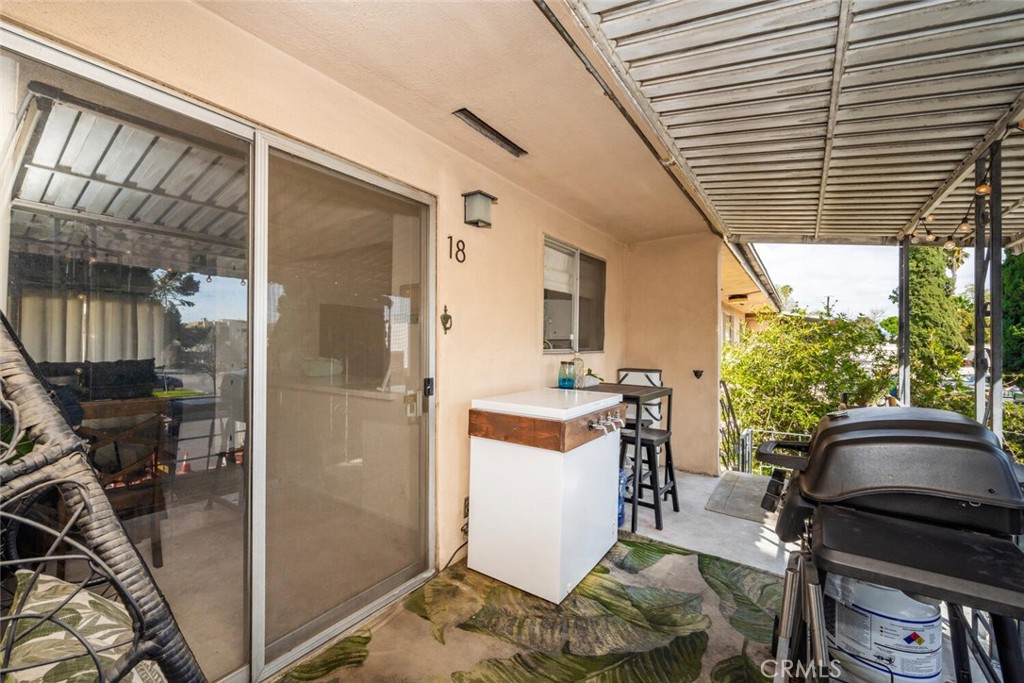 1801 Greenleaf Street 18