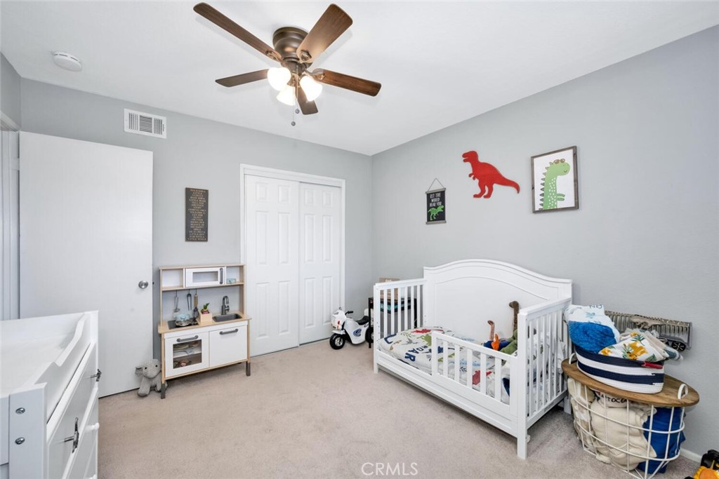 1801 Greenleaf Street 18