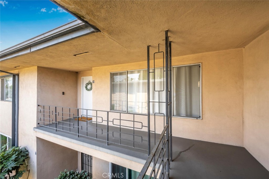 1801 Greenleaf Street 18