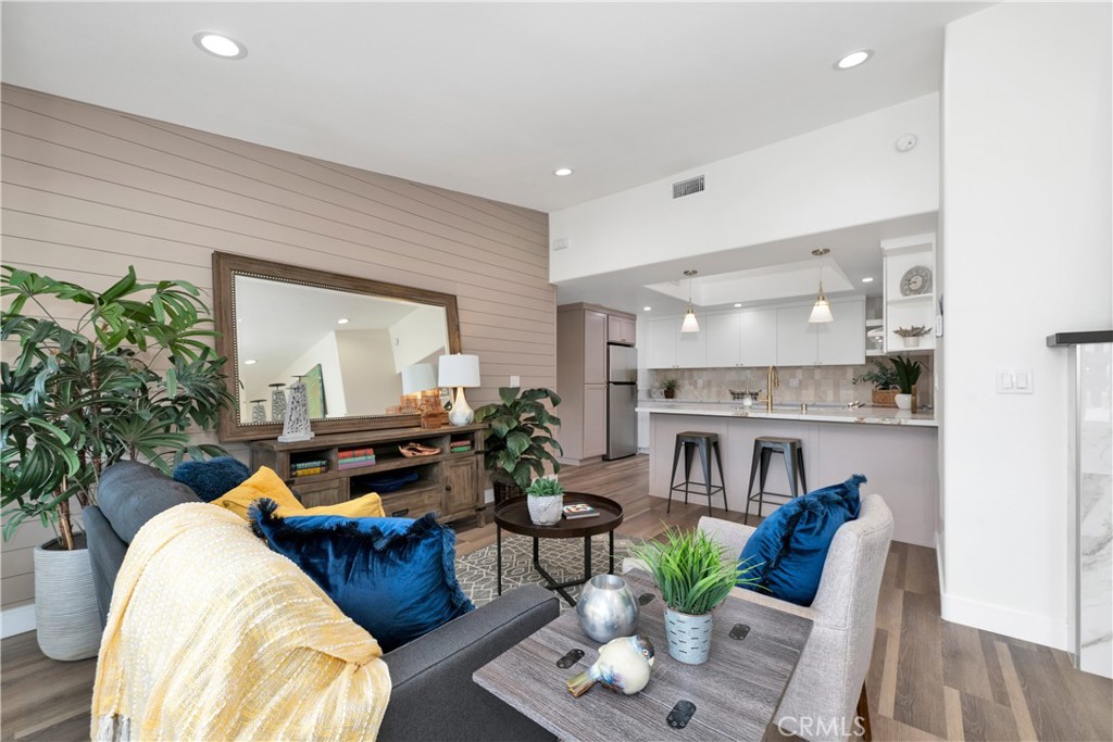 1420 Skokie Road 84i