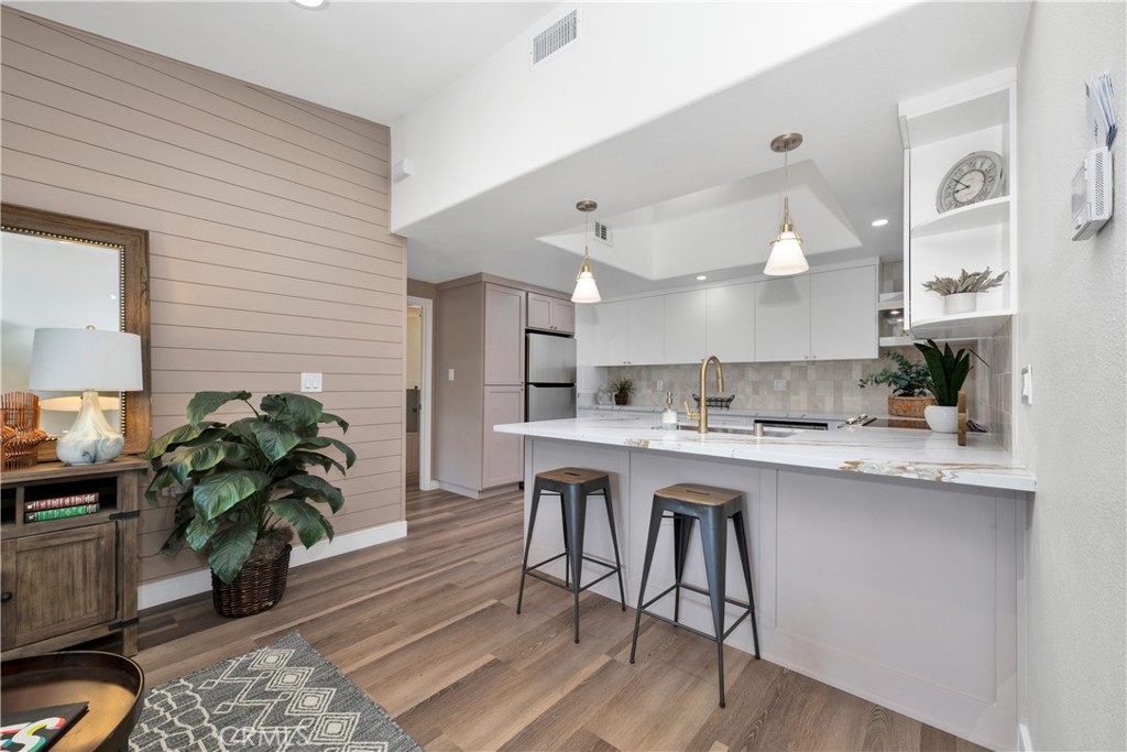 1420 Skokie Road 84i