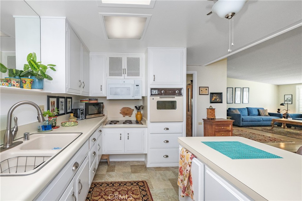 1241 Knollwood Road 46G