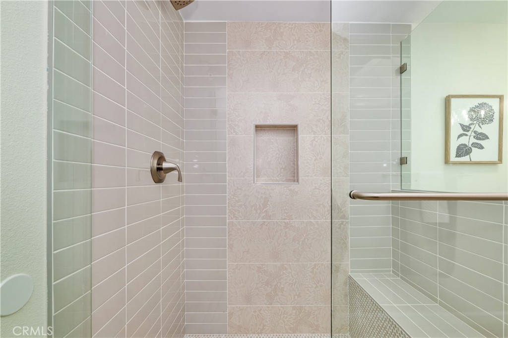 1180 Oakmont Road 51i