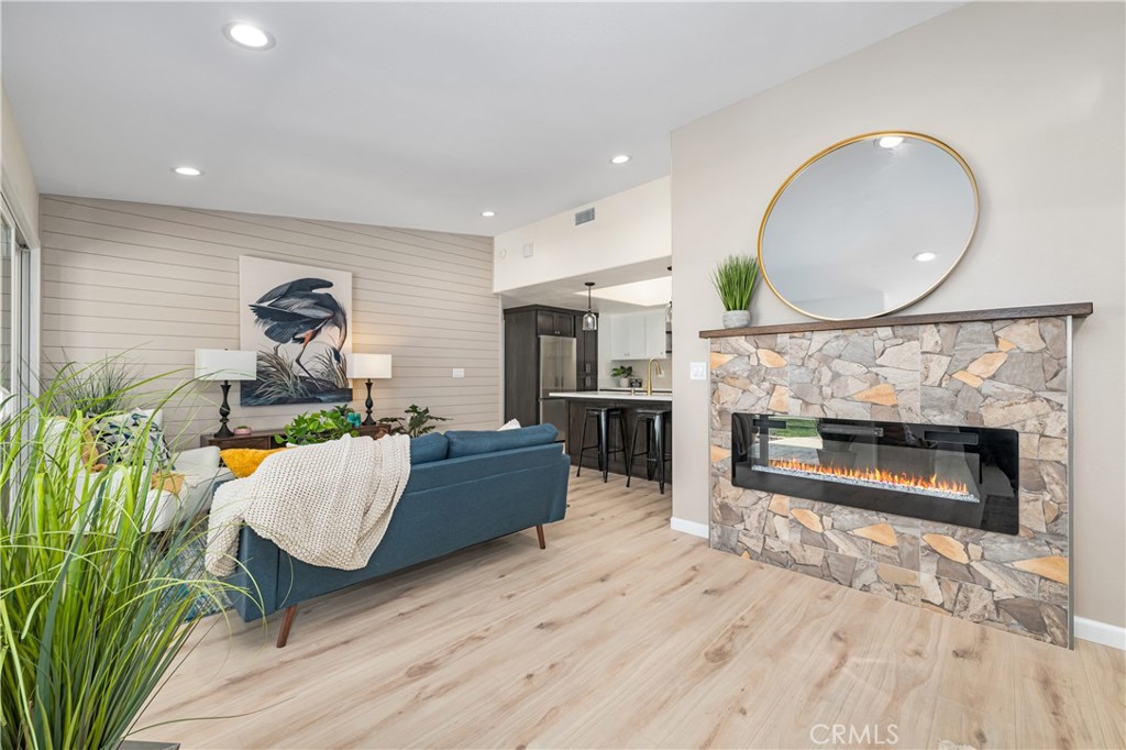 1180 Oakmont Road 51i