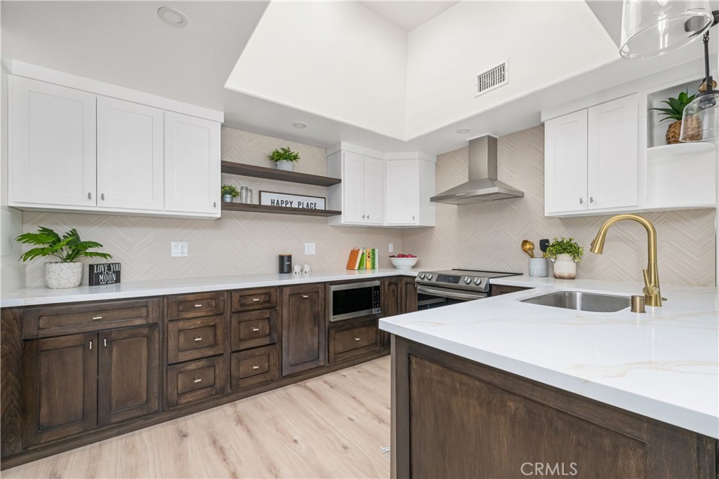 1180 Oakmont Road 51i