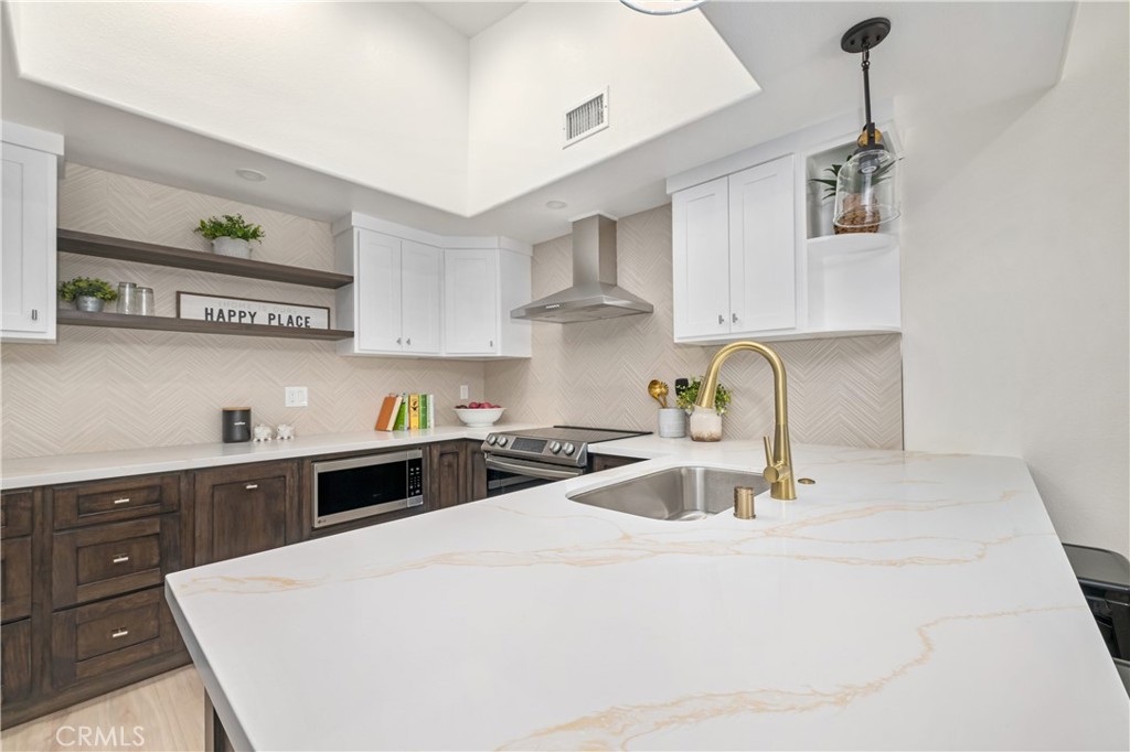 1180 Oakmont Road 51i