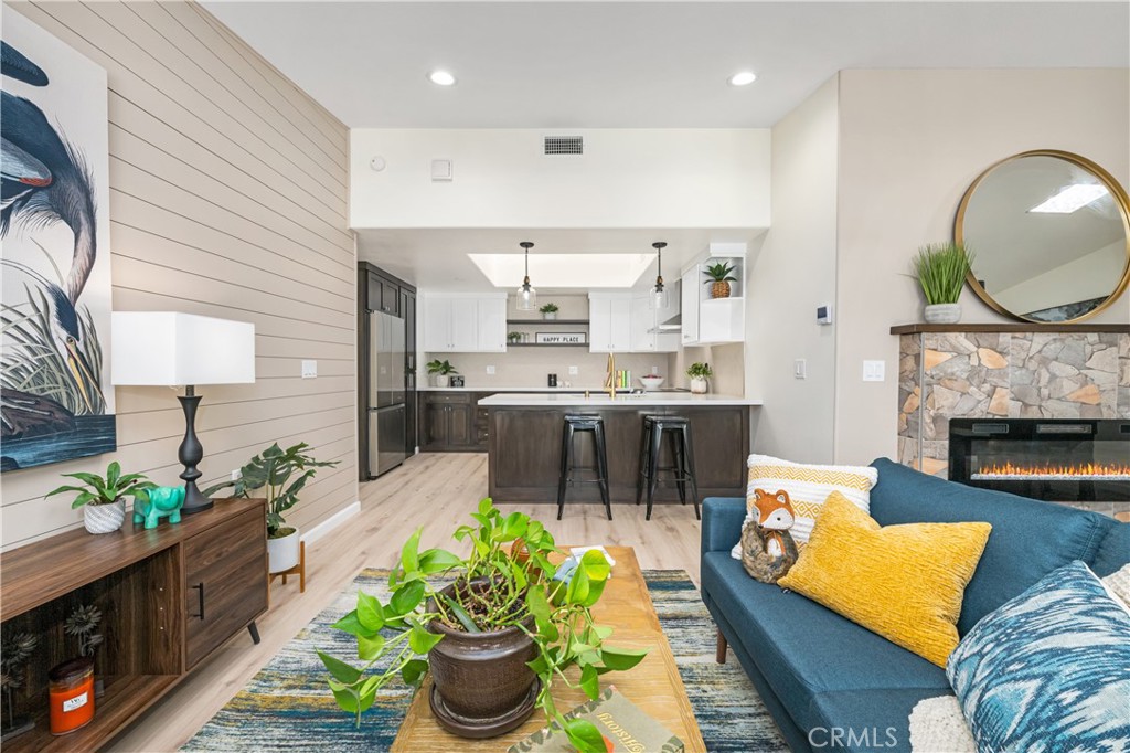 1180 Oakmont Road 51i