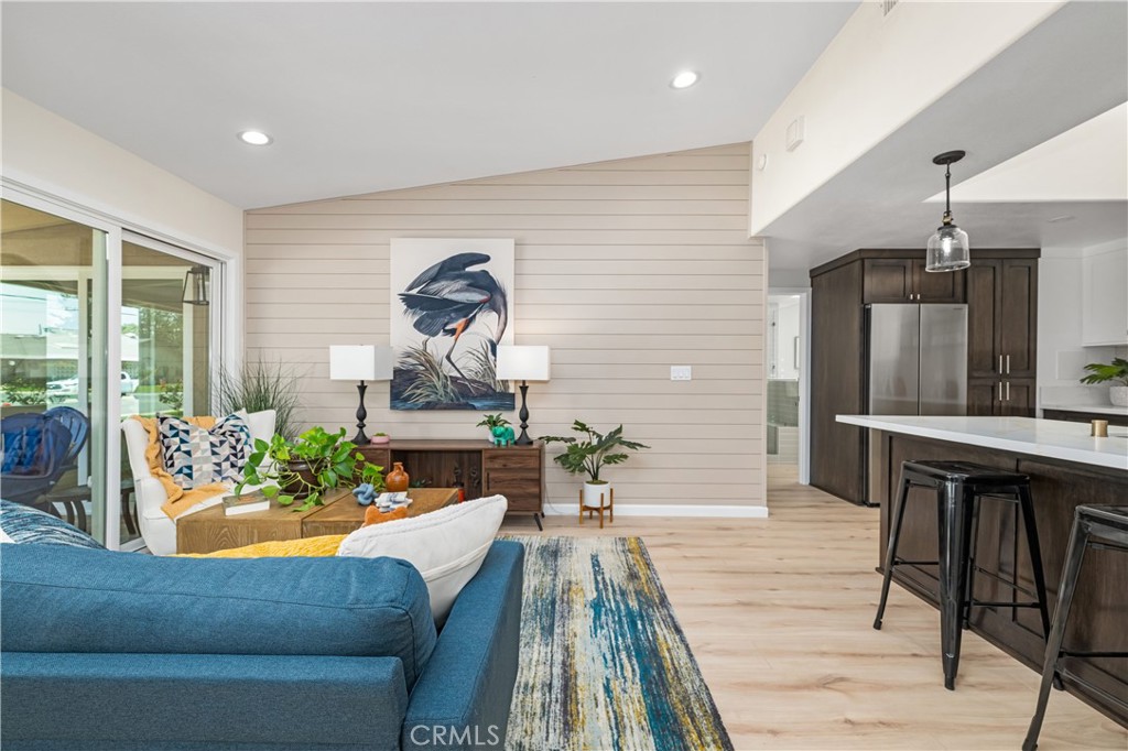 1180 Oakmont Road 51i