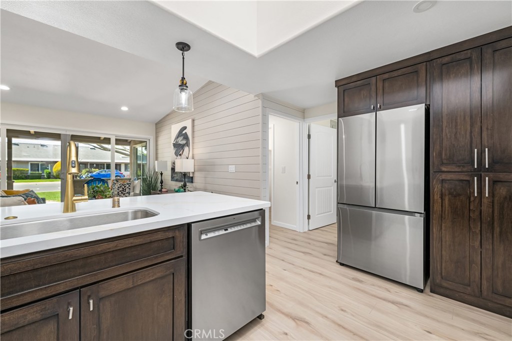 1180 Oakmont Road 51i