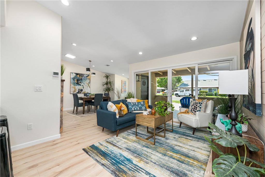 1180 Oakmont Road 51i