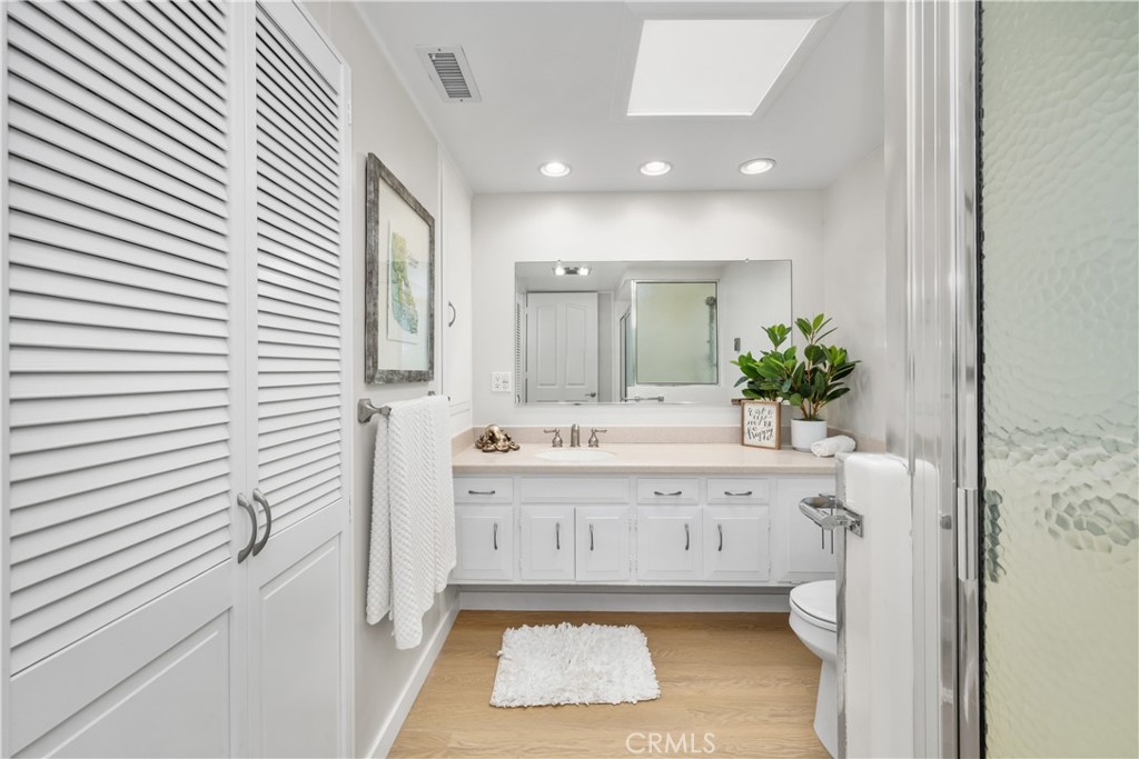 1440 Northwood Road 242L