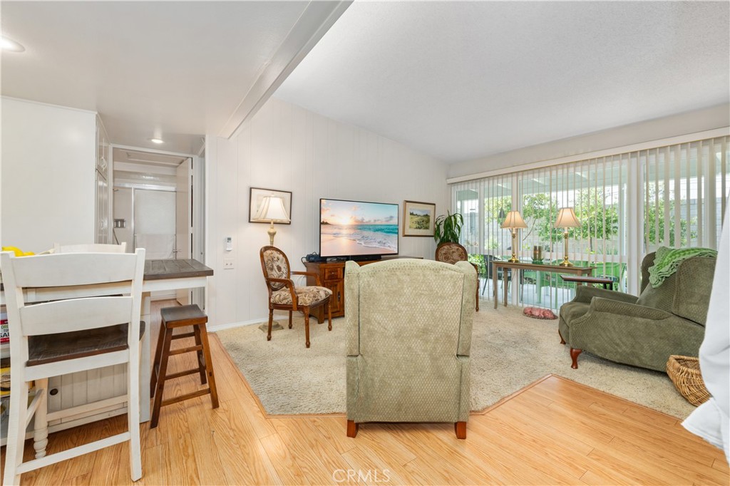 1842 Thunderbird Drive 1F