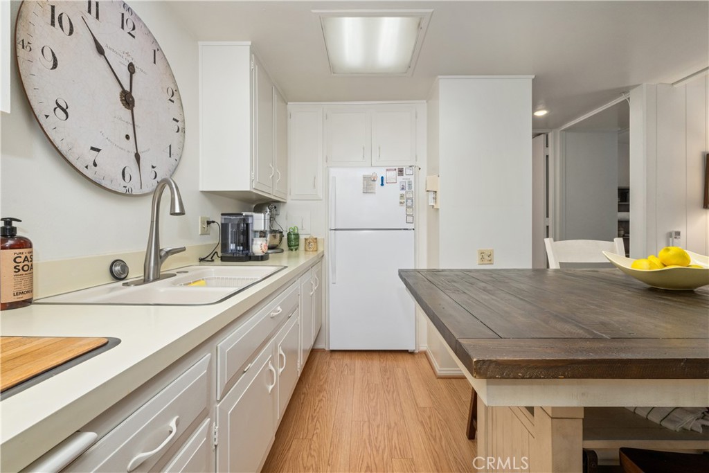 1842 Thunderbird Drive 1F