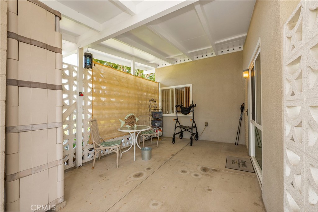 1842 Thunderbird Drive 1F