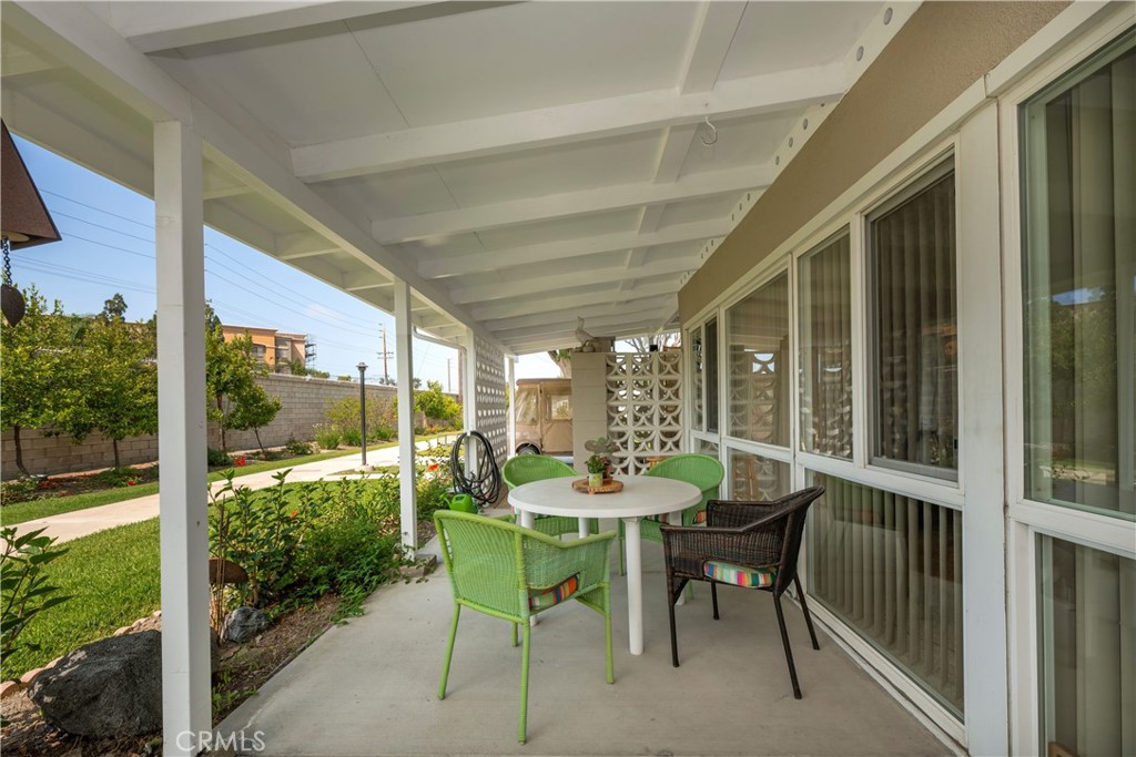 1842 Thunderbird Drive 1F