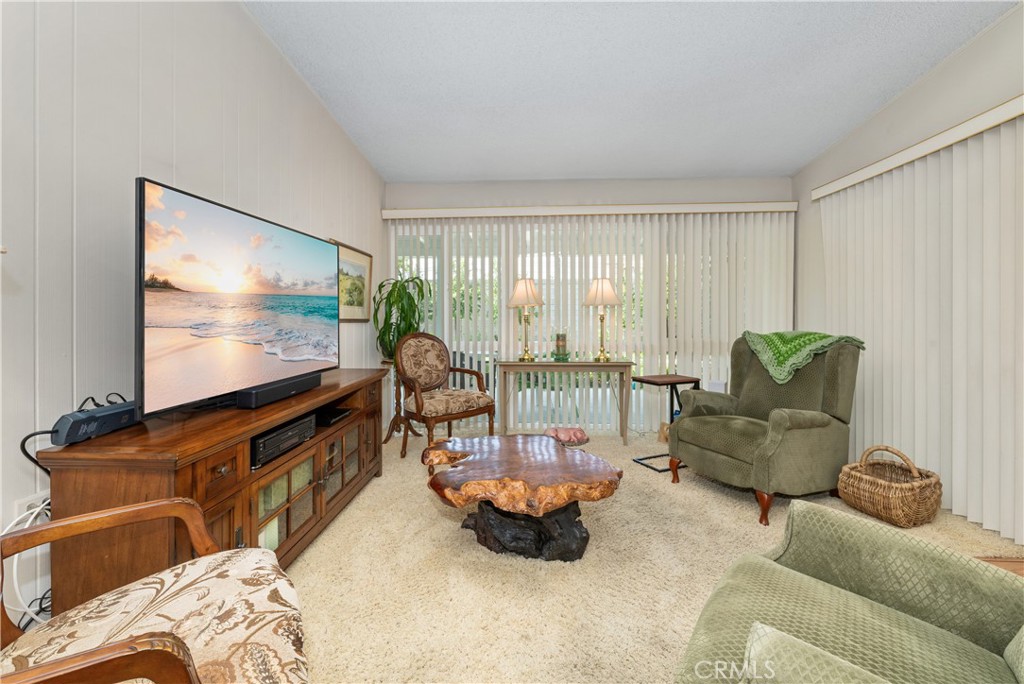 1842 Thunderbird Drive 1F