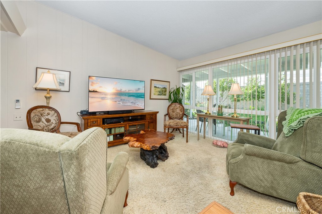 1842 Thunderbird Drive 1F