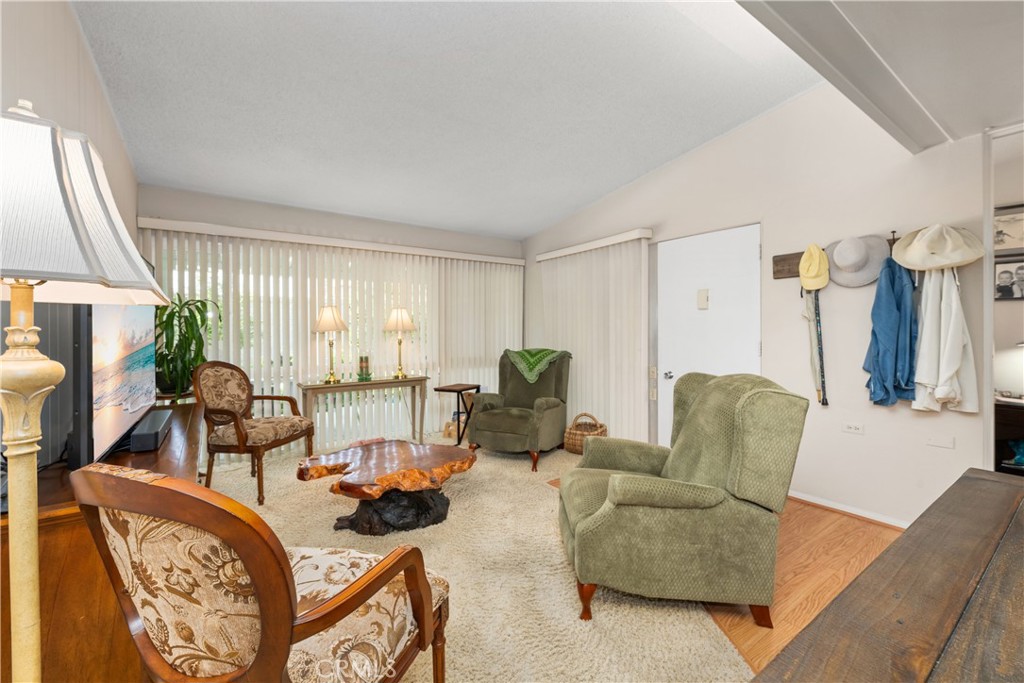 1842 Thunderbird Drive 1F