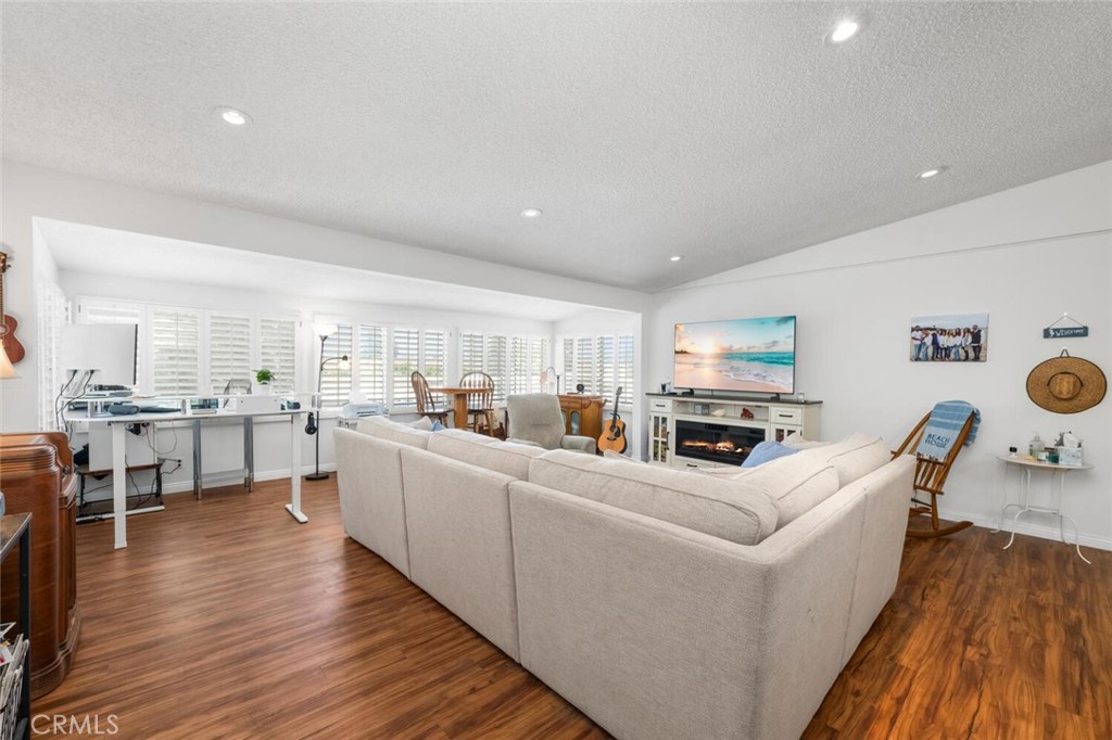 13060 Del Monte Drive 46P