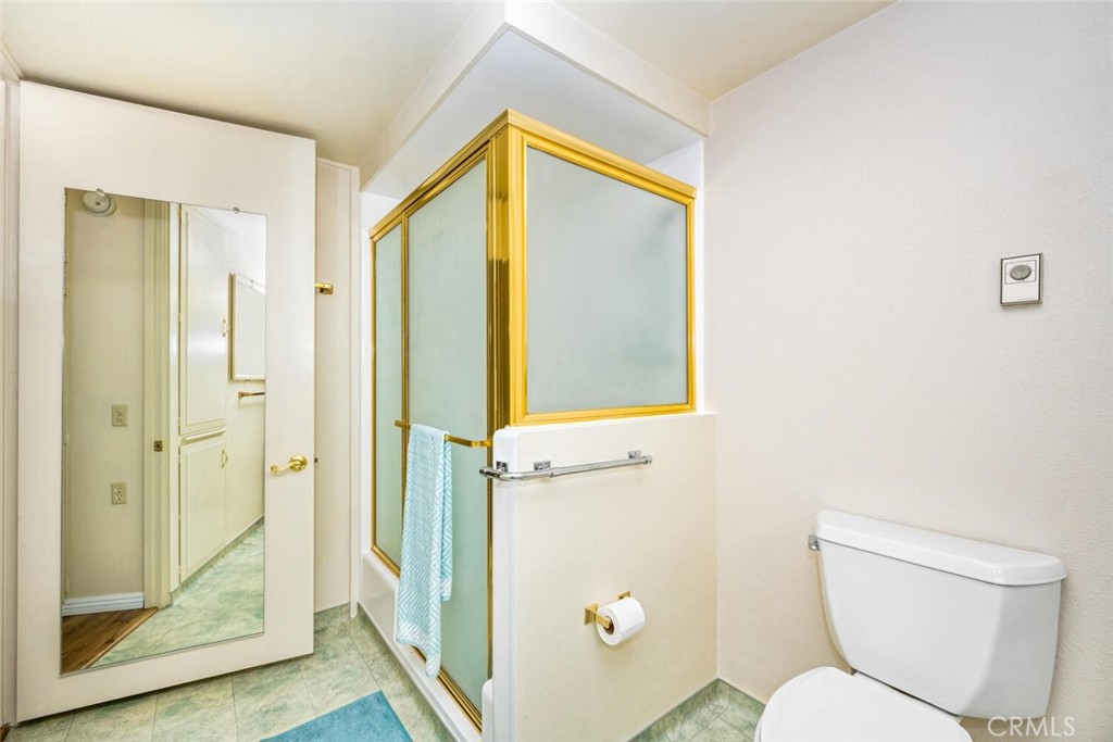 1561 Interlachen Road 260i