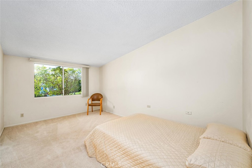 1561 Interlachen Road 260i