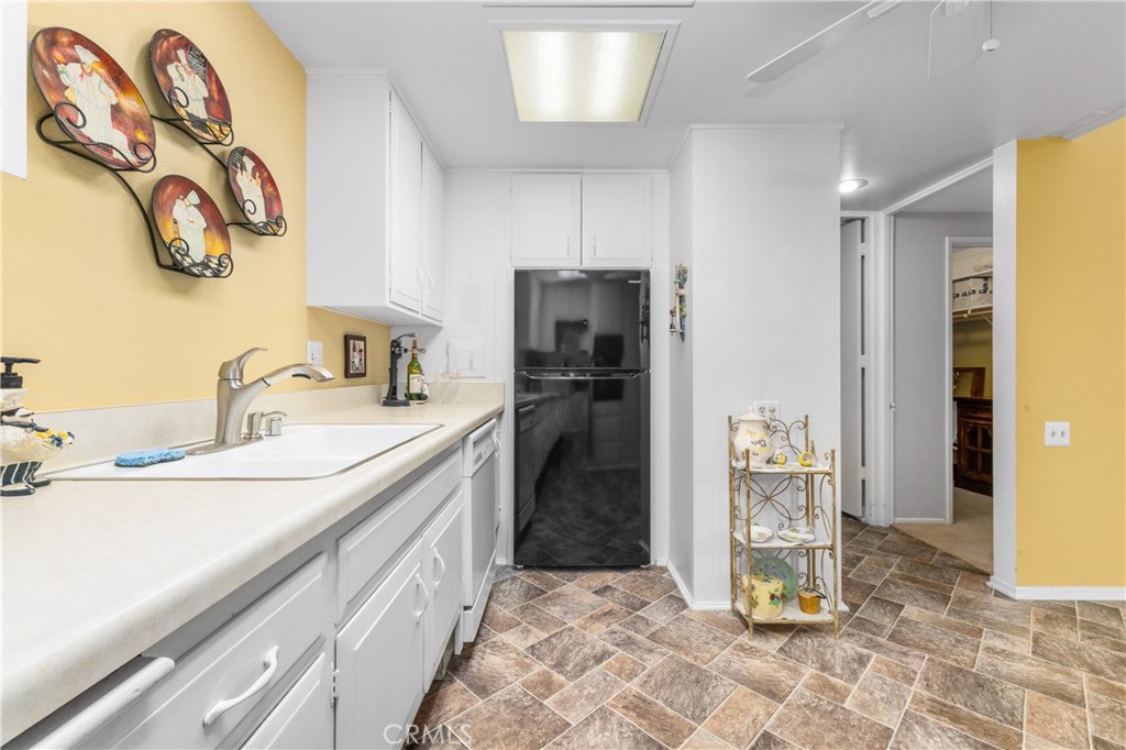 13061 Del Monte Drive 277J