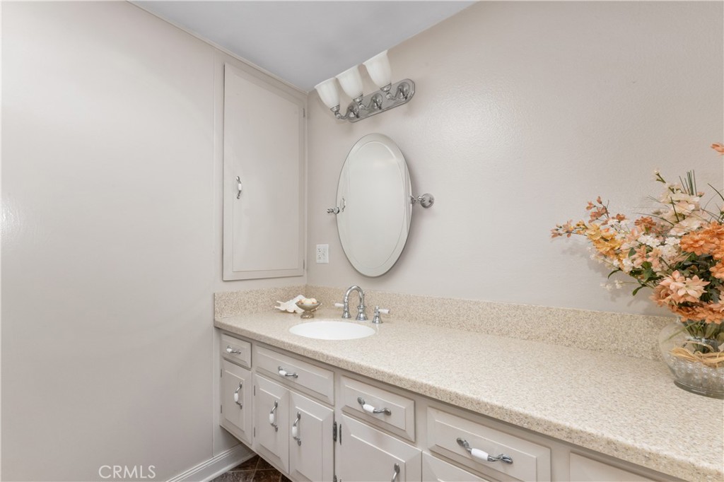 13061 Del Monte Drive 277J