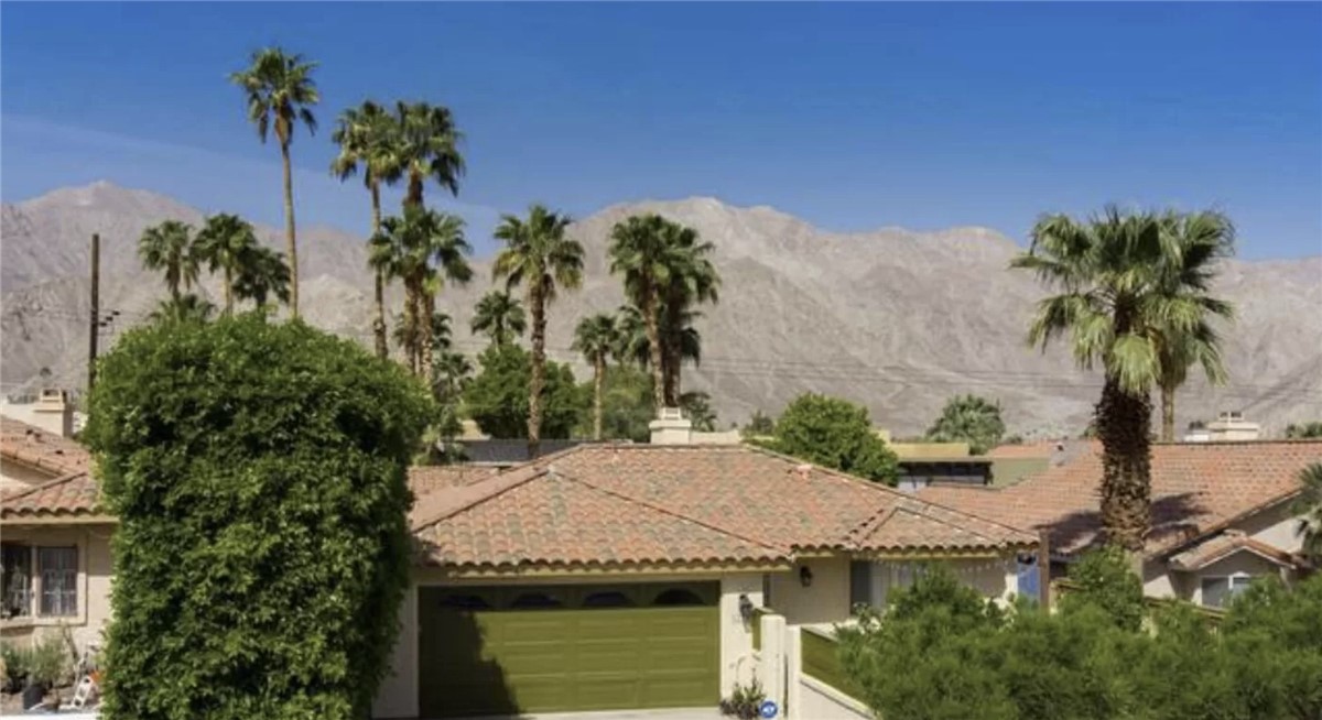 53795 Eisenhower Drive