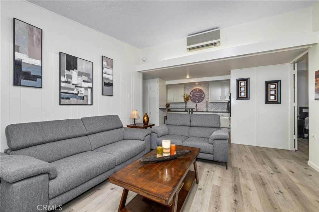 1460 Homewood Road 95K