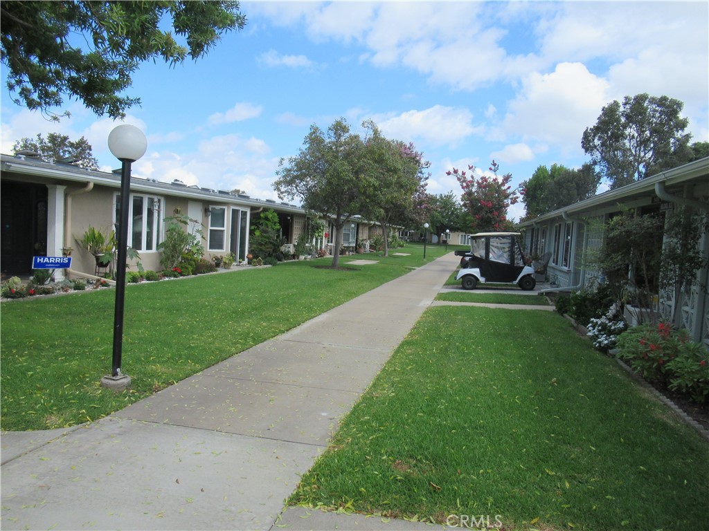 1400 Weeburn rd m4-82c